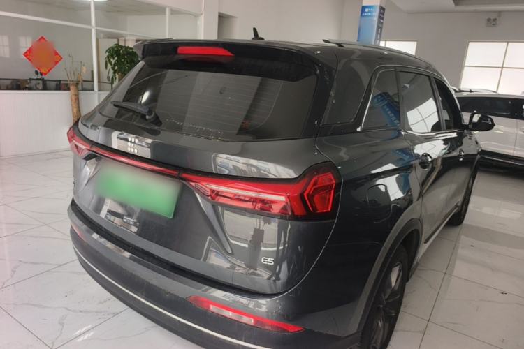 Used Landian E5 2024 Honor Edition 100KM Comfort Model 7 Seats Rear Right 45 Deg