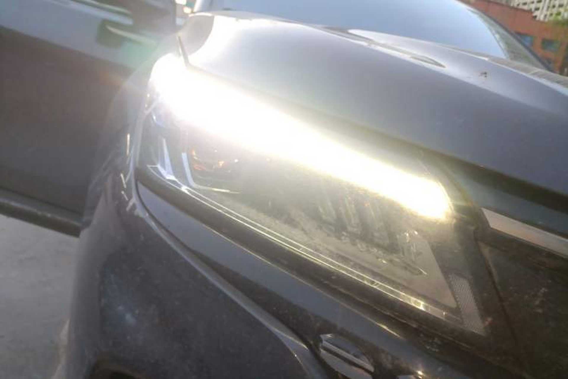 Used Landian E5 2024 Honor Edition 100KM Comfort Model 7 Seats Right Front Headlight