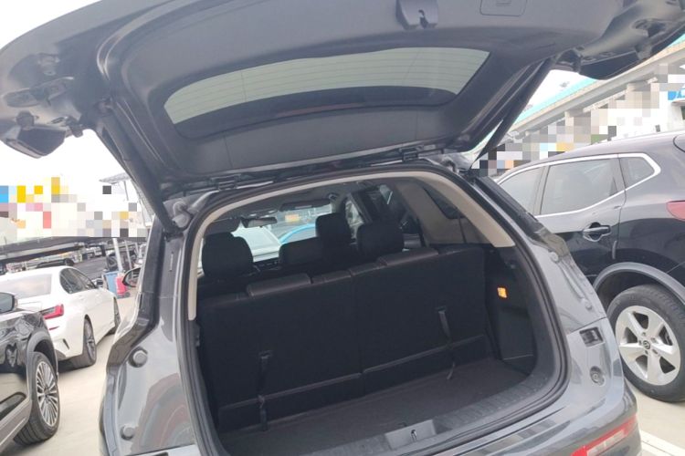 Used Landian E5 2024 Honor Edition 100KM Premium Model 7 Seats Trunk