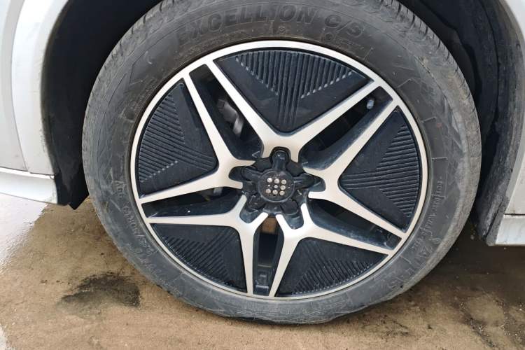 Used Landian E5 2024 Honor Edition 100KM Deluxe 5-Seater Exterior 7