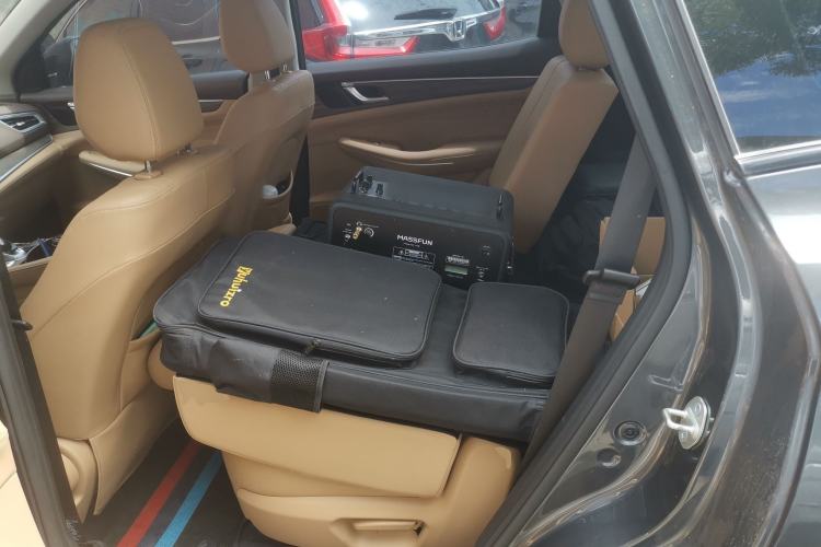Used Landian E5 2024 Honor Edition 100KM Comfort Model 7 Seats Left Rear Seat