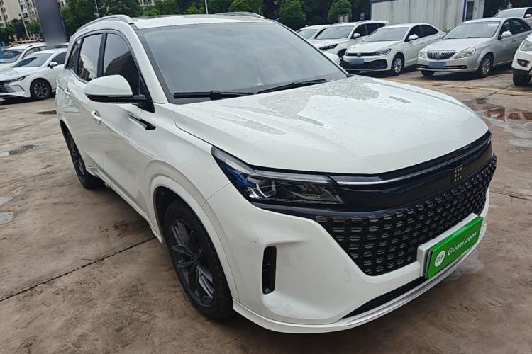 Used Landian E5 2024 Honor Edition 100KM Deluxe 7-Seater Front Right 45 Deg
