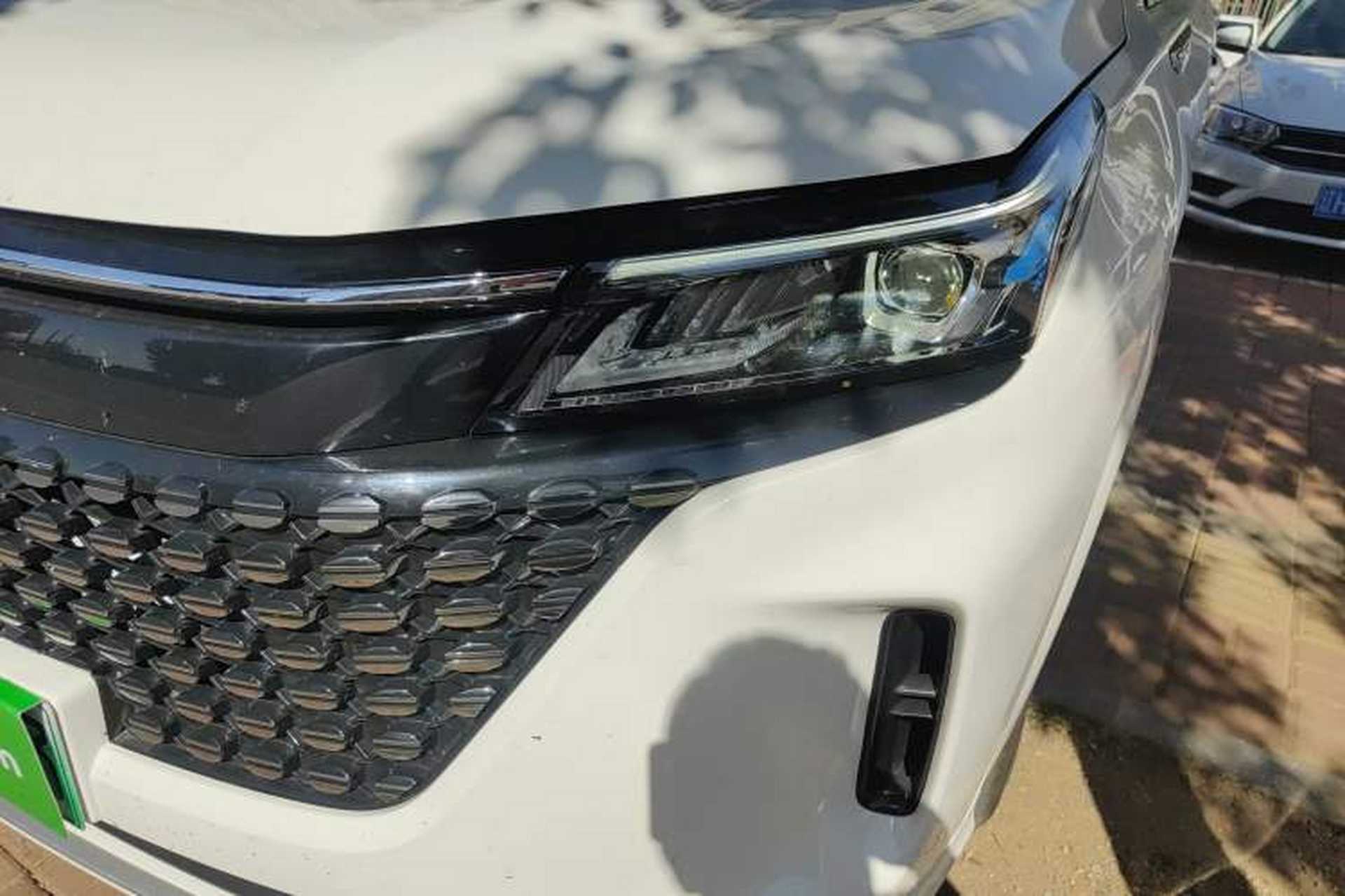 Used Landian E5 2024 Honor Edition 100KM Deluxe 7-Seater Left Front Headlight