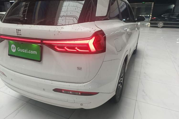 Used Landian E5 2024 Honor Edition 100KM Premium Model 7 Seats Right Rear Taillight