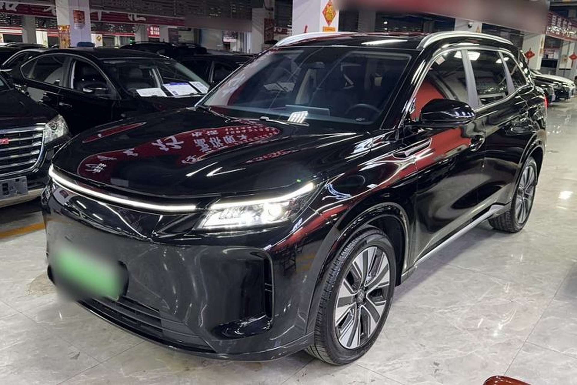 Used Landian E5 PLUS 2025 165 km Long-Range Version PLUS 7-Seater Front Left 45 Deg