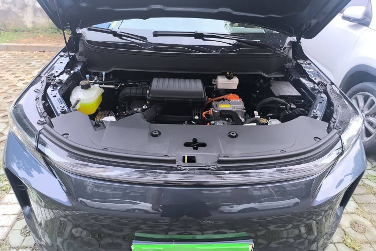 Used Landian E5 PLUS 2025 165 km Long-Range Version PLUS 5-Seater Engine Bay