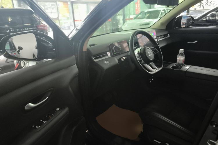Used Landian E5 PLUS 2025 120km Standard Travel Custom Edition 5 Seats Driver Seat