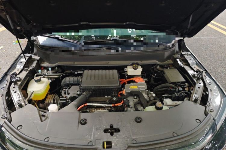 Used Landian E5 PLUS 2025 165 km Long-Range Version PLUS 7-Seater Engine Bay