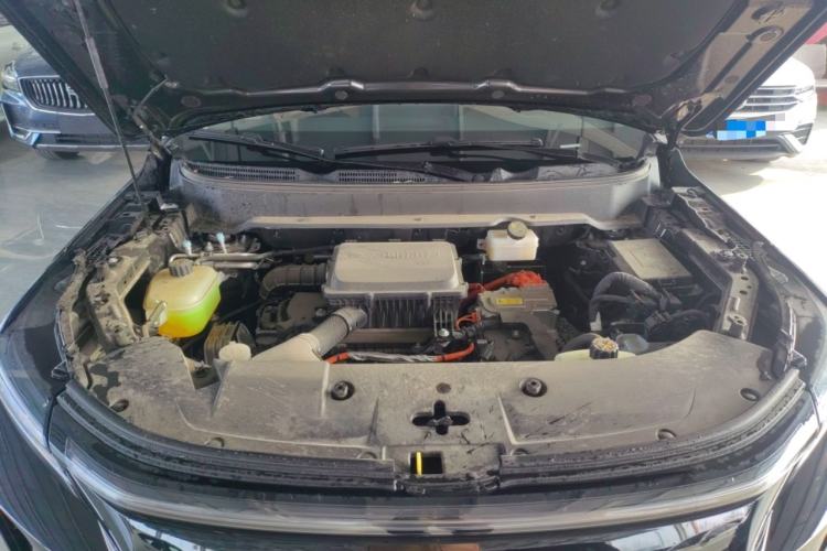Used Landian E5 PLUS 2025 165 km Long-Range Version 7 Seats Engine Bay