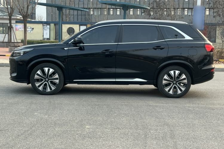 Used Landian E5 PLUS 2025 165 km Long-Range Version 7 Seats Exterior 6