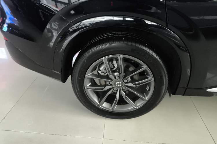 Used Landian E5 PLUS 2025 120km Standard Travel Custom Edition 7 Seats Exterior 8