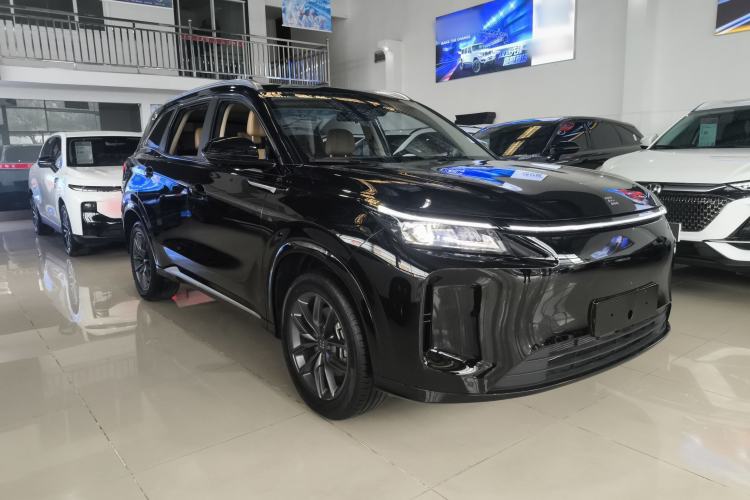 Used Landian E5 PLUS 2025 120km Standard Travel Custom Edition 7 Seats Front Right 45 Deg