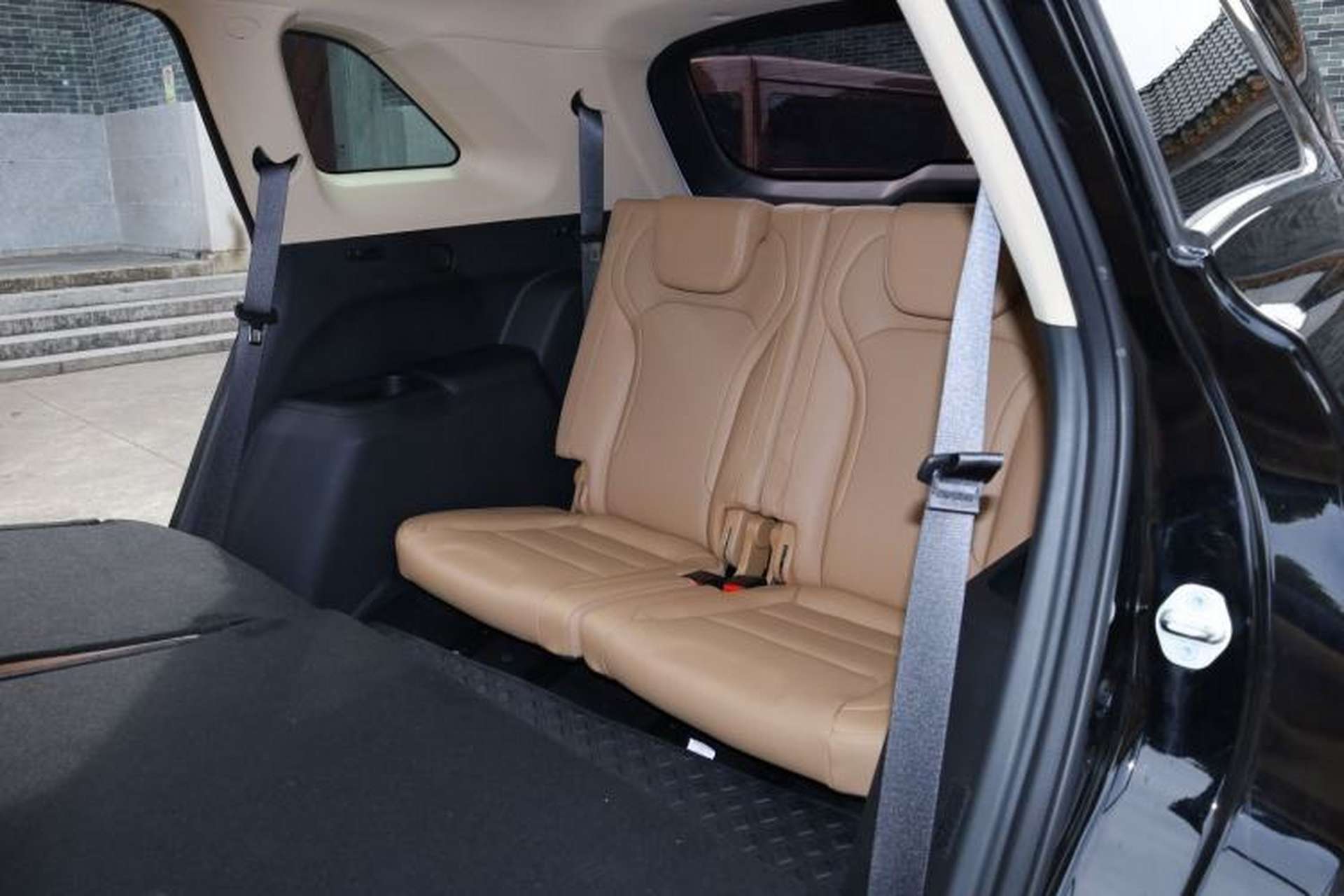 Used Landian E5 PLUS 2025 165 km Long-Range Version 7 Seats Interior 6