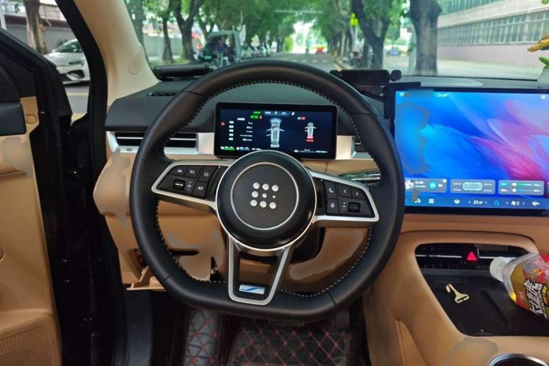 Used Landian E5 PLUS 2025 165 km Long-Range Version PLUS 7-Seater Steering Wheel