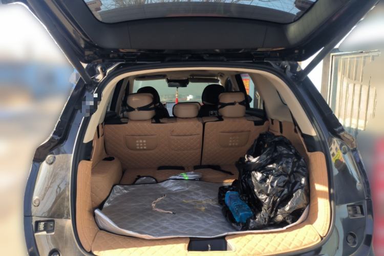 Used Landian E5 PLUS 2025 165 km Long-Range Version PLUS 7-Seater Trunk