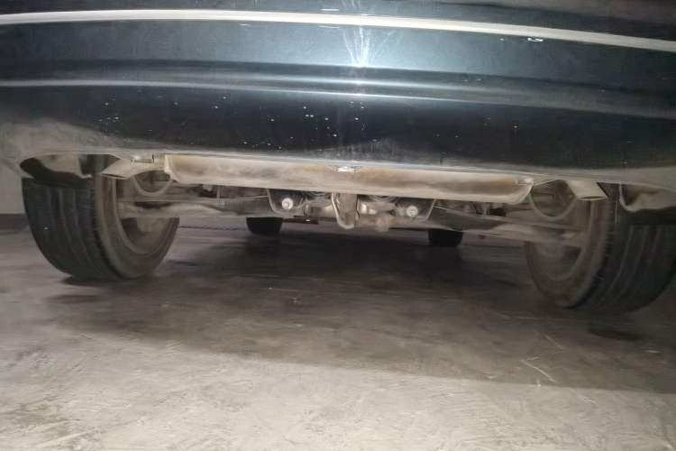 Used Landian E5 PLUS 2025 165 km Long-Range First Edition 7-Seater Chassis Rear