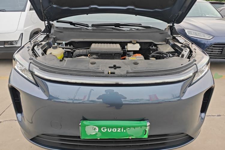 Used Landian E5 PLUS 2025 165 km Long-Range Travel Custom Edition 7 Seats Engine Bay