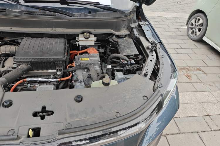 Used Landian E5 PLUS 2025 165 km Long-Range Version PLUS 7-Seater Engine Bay Left