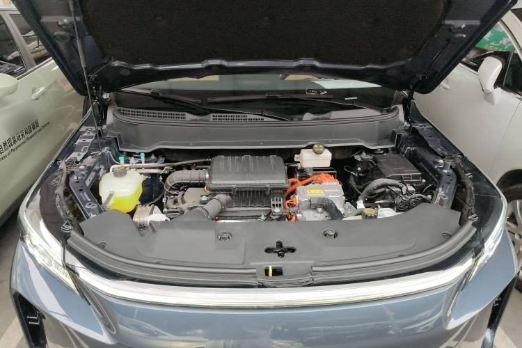 Used Landian E5 PLUS 2025 165 km Long-Range Version PLUS 5-Seater Engine Bay