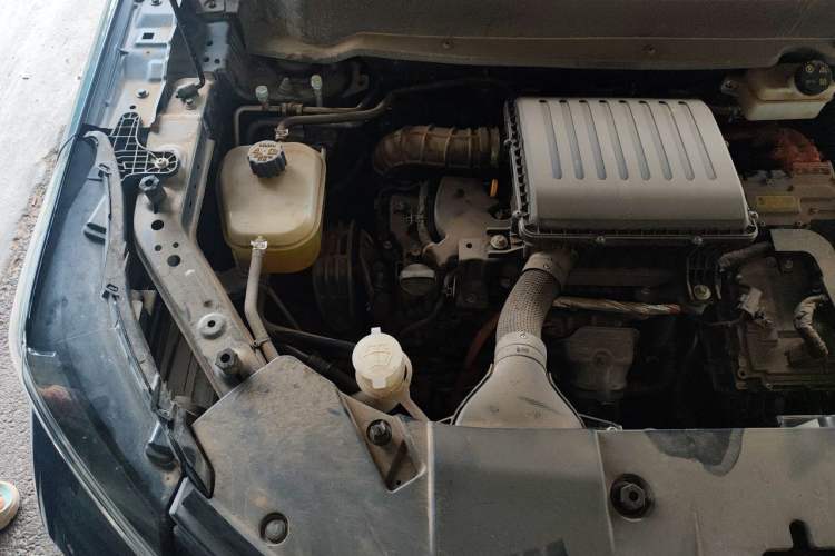 Used Landian E5 PLUS 2025 165 km Long-Range First Edition 7-Seater Engine Bay Right