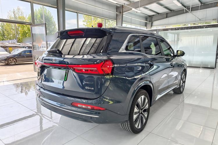 Used Landian E5 PLUS 2025 165 km Long-Range Version PLUS 5-Seater Exterior 3