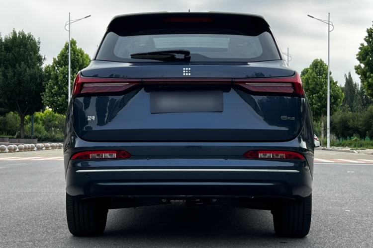 Used Landian E5 PLUS 2025 165 km Long-Range Version PLUS 5-Seater Exterior 4