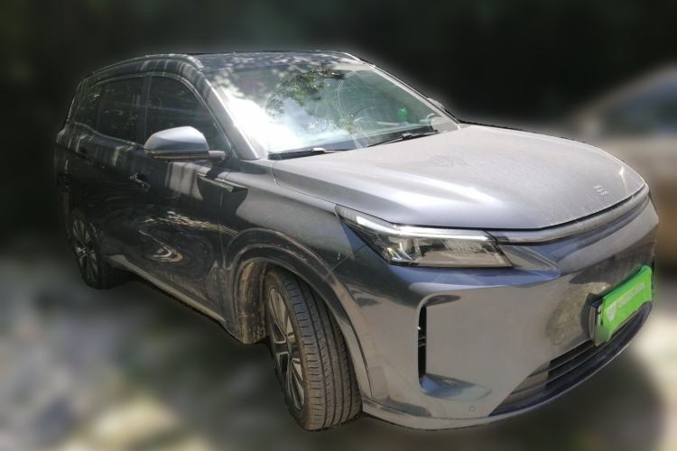 Used Landian E5 PLUS 2025 165 km Long-Range Version PLUS 7-Seater Front Right 45 Deg