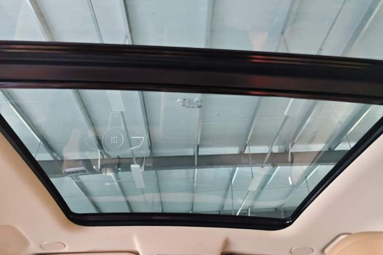 Used Landian E5 PLUS 2025 165 km Long-Range Version PLUS 5-Seater Headliner