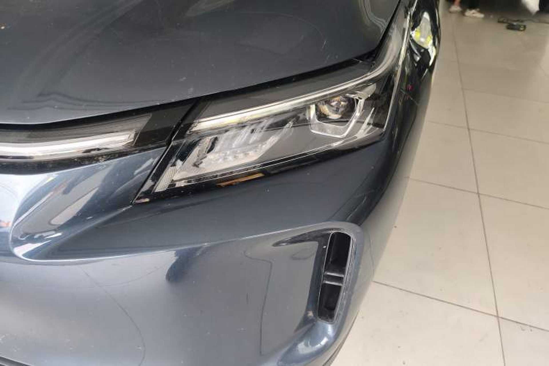 Used Landian E5 PLUS 2025 165 km Long-Range Version Pro 7-Seater Left Front Headlight