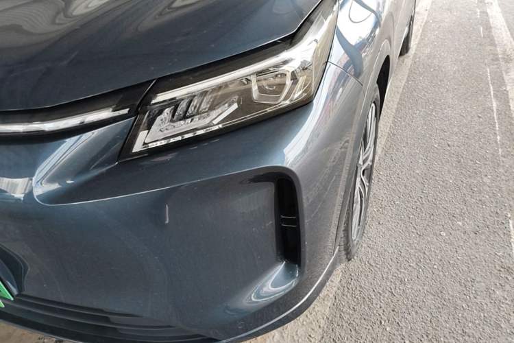 Used Landian E5 PLUS 2025 165 km Long-Range Version PLUS 5-Seater Left Front Headlight