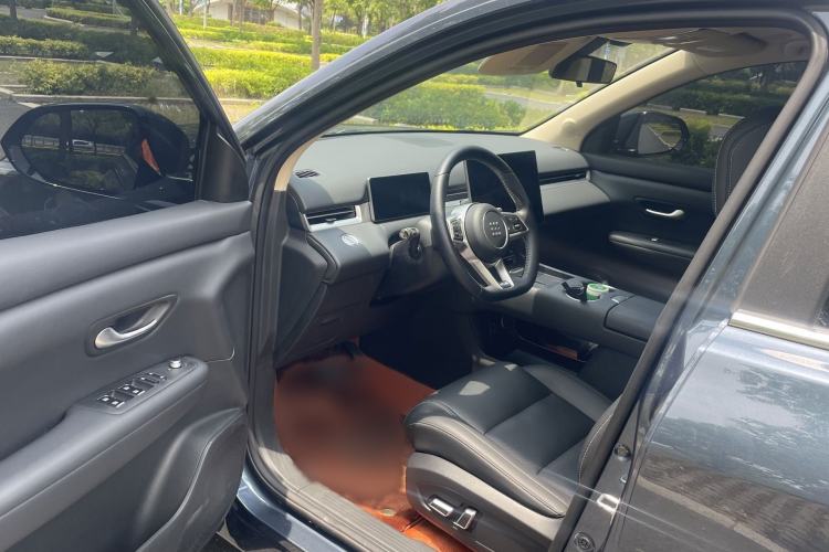 Used Landian E5 PLUS 2025 165 km Long-Range Version PLUS 7-Seater Left Front Seat