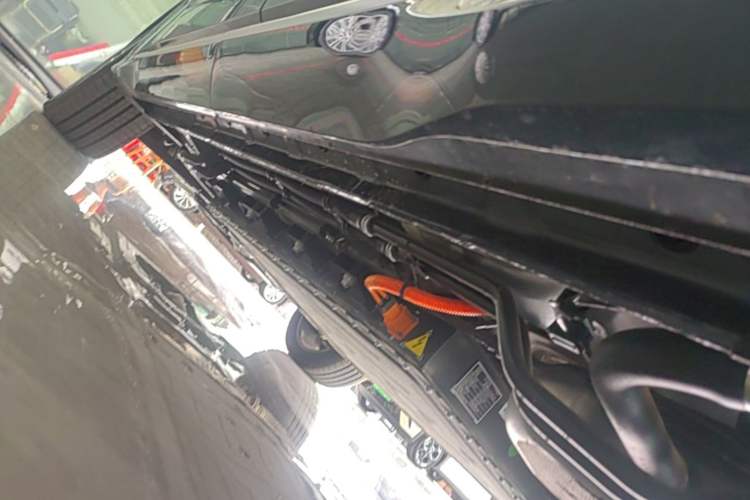 Used Landian E5 PLUS 2025 165 km Long-Range Version PLUS 5-Seater Left Side Sill