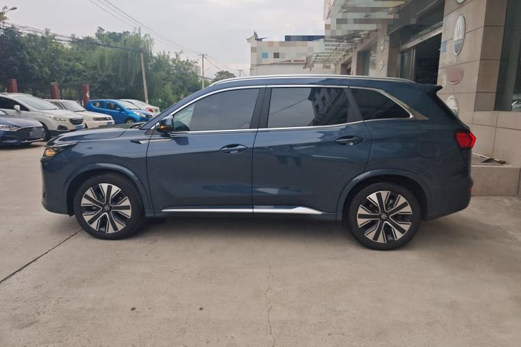 Used Landian E5 PLUS 2025 165 km Long-Range Version PLUS 5-Seater Left Side