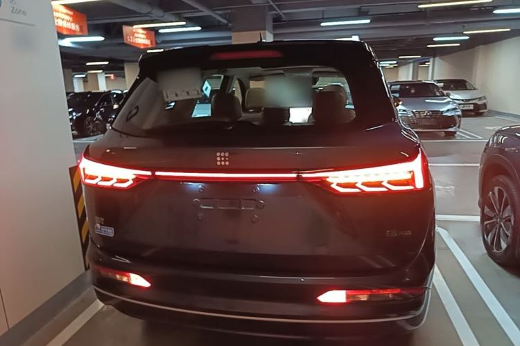 Used Landian E5 PLUS 2025 165 km Long-Range Version PLUS 5-Seater Rear
