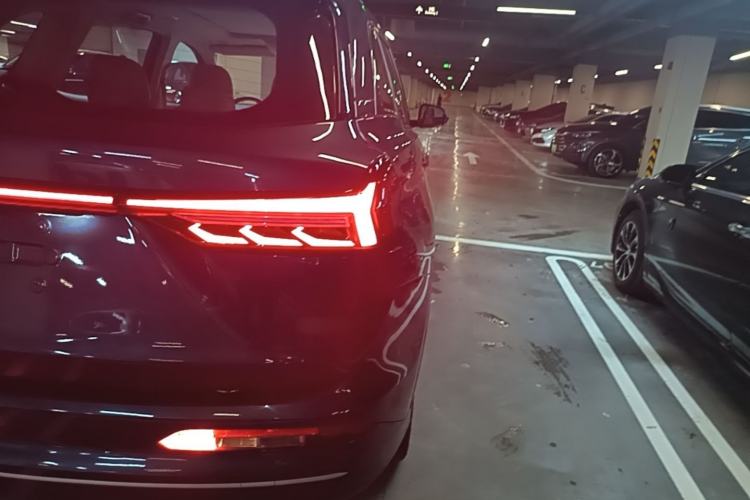 Used Landian E5 PLUS 2025 165 km Long-Range Version PLUS 5-Seater Right Rear Taillight