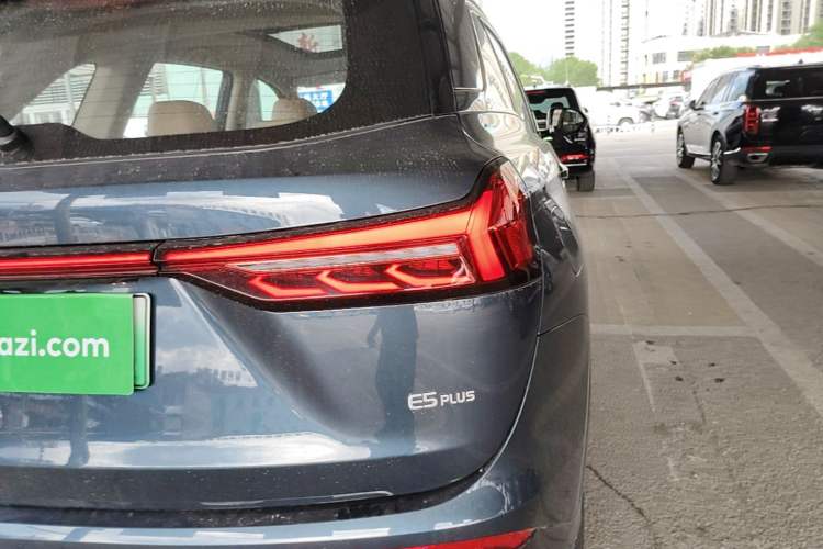 Used Landian E5 PLUS 2025 165 km Long-Range Version PLUS 5-Seater Right Rear Taillight