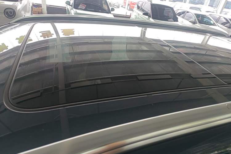 Used Landian E5 PLUS 2025 165 km Long-Range Version PLUS 5-Seater Roof