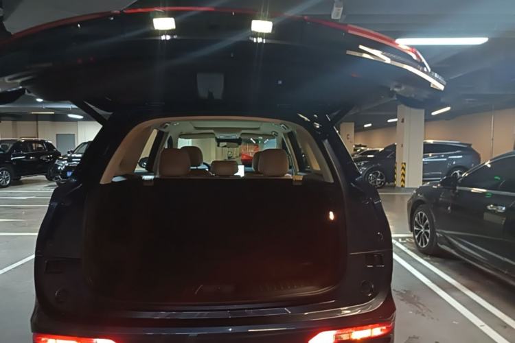 Used Landian E5 PLUS 2025 165 km Long-Range Version PLUS 5-Seater Trunk