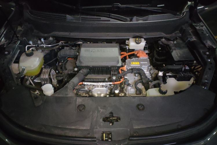 Used Landian E5 PLUS 2025 165 km Long-Range Version PLUS 7-Seater Engine Bay