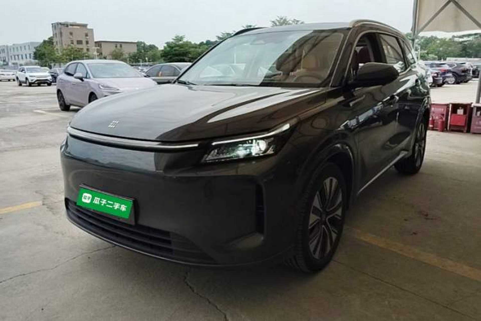 Used Landian E5 PLUS 2025 165 km Long-Range Version PLUS 7-Seater Front Left 45 Deg