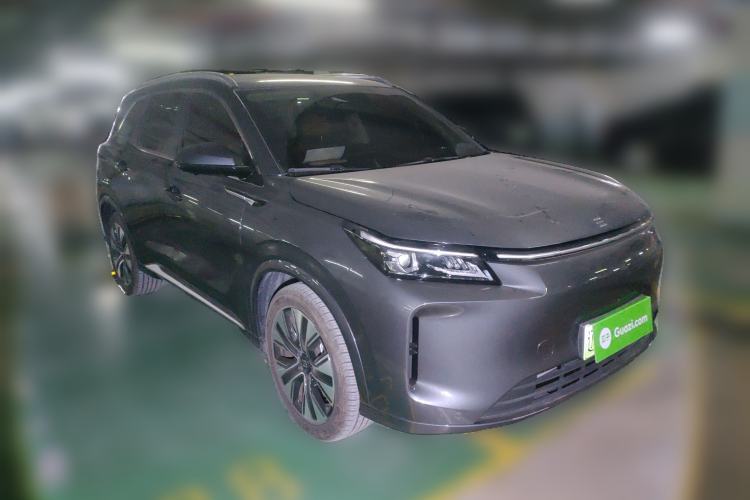 Used Landian E5 PLUS 2025 165 km Long-Range Version PLUS 7-Seater Front Right 45 Deg