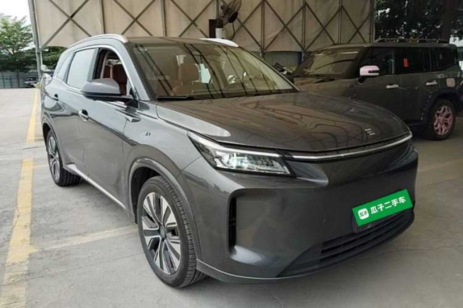 Used Landian E5 PLUS 2025 165 km Long-Range Version PLUS 7-Seater Front Right 45 Deg