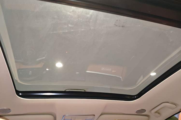 Used Landian E5 PLUS 2025 165 km Long-Range Version PLUS 7-Seater Headliner