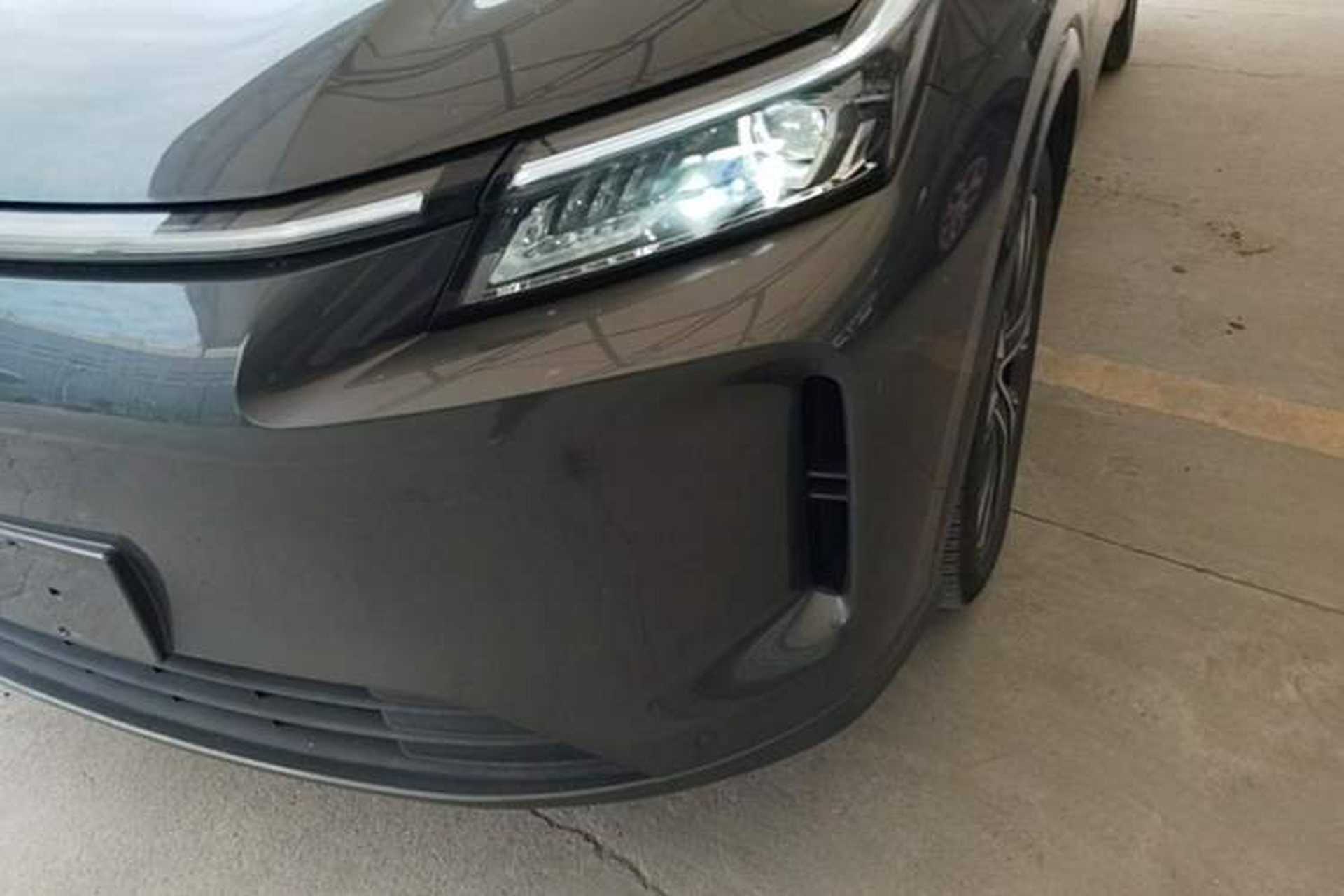 Used Landian E5 PLUS 2025 165 km Long-Range Version PLUS 7-Seater Left Front Headlight