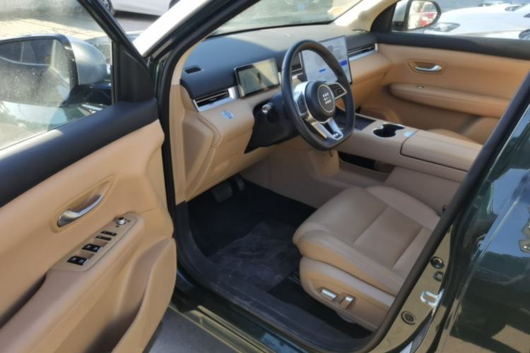 Used Landian E5 PLUS 2025 165 km Long-Range Version PLUS 7-Seater Driver Seat