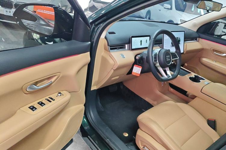 Used Landian E5 PLUS 2025 165 km Long-Range Version PLUS 5-Seater Driver Seat