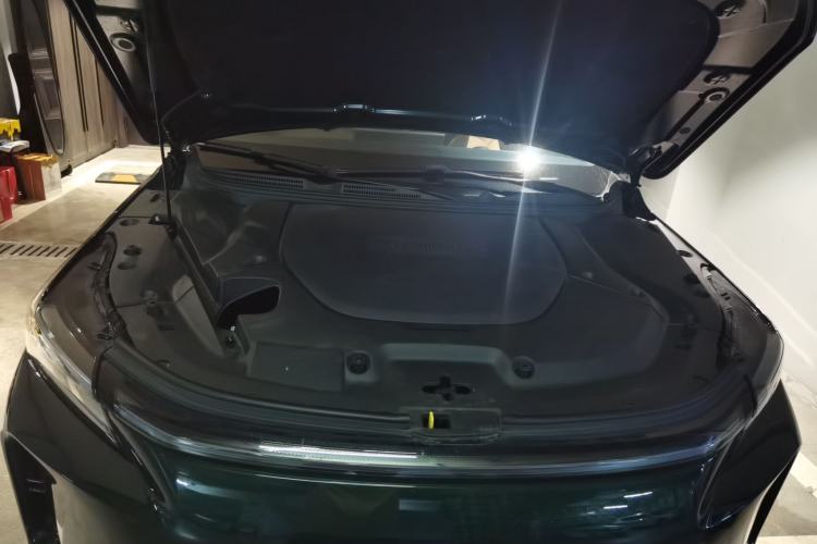 Used Landian E5 PLUS 2025 165 km Long-Range Version PLUS 7-Seater Engine Bay