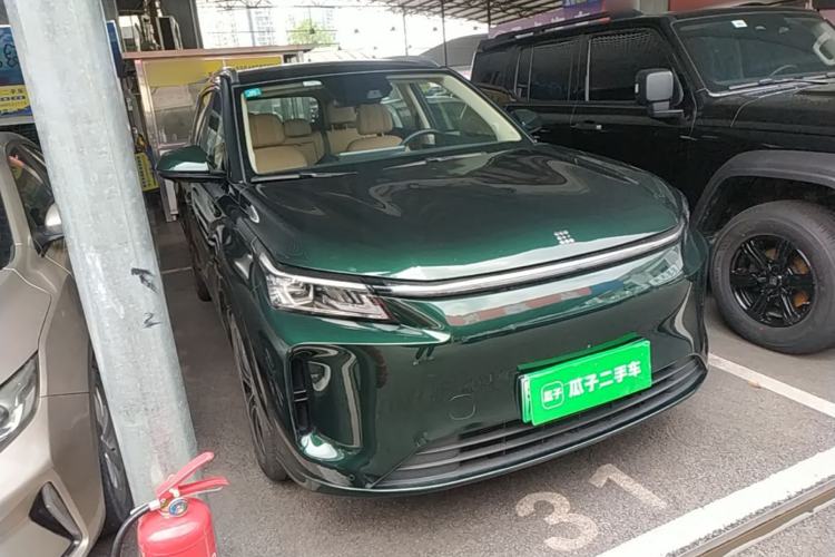 Used Landian E5 PLUS 2025 165 km Long-Range Version PLUS 7-Seater Front Right 45 Deg
