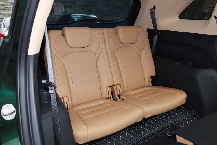 Used Landian E5 PLUS 2025 165 km Long-Range Travel & Comfort Edition 7 Seats Interior 5