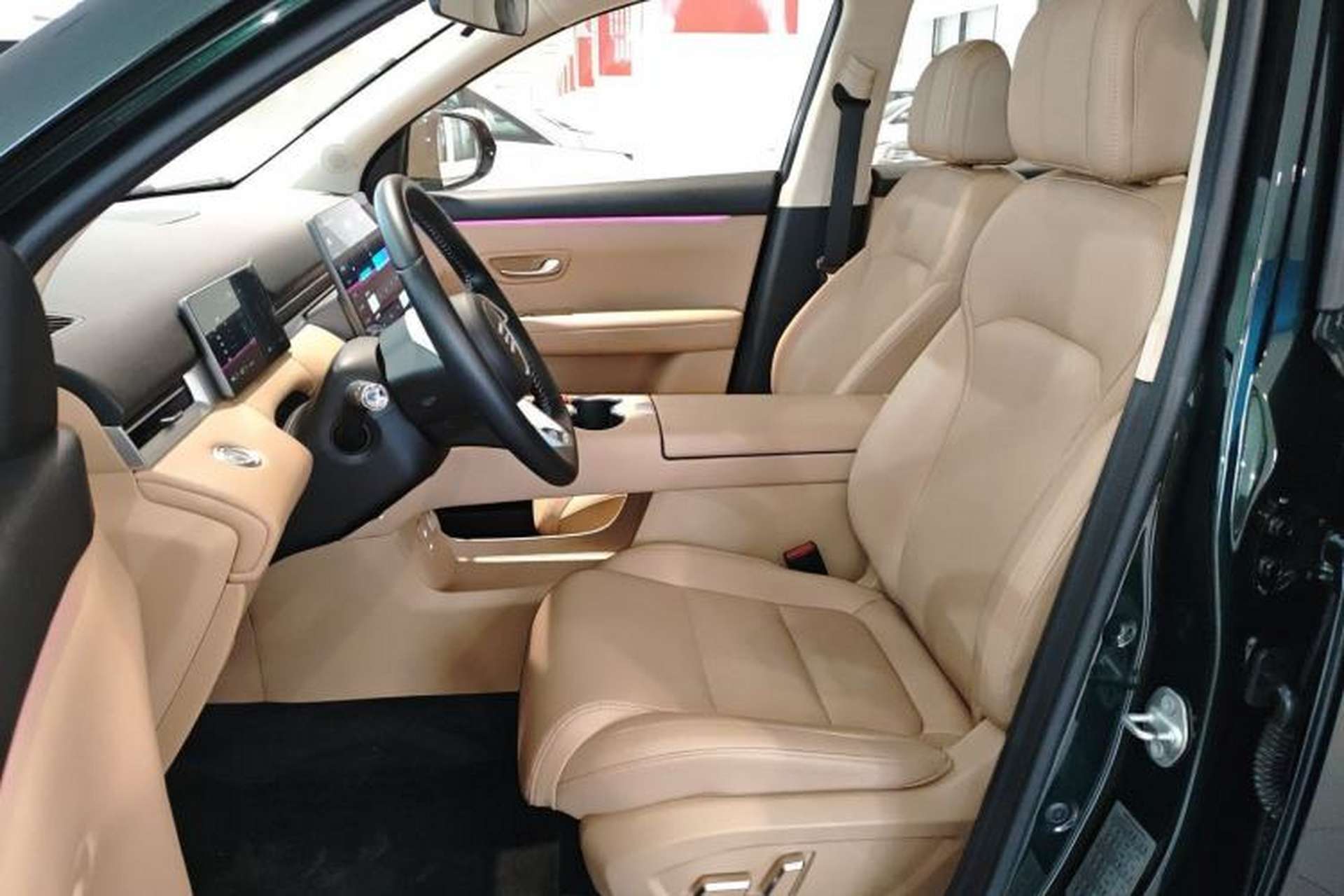 Used Landian E5 PLUS 2025 165 km Long-Range Version PLUS 7-Seater Left Front Seat